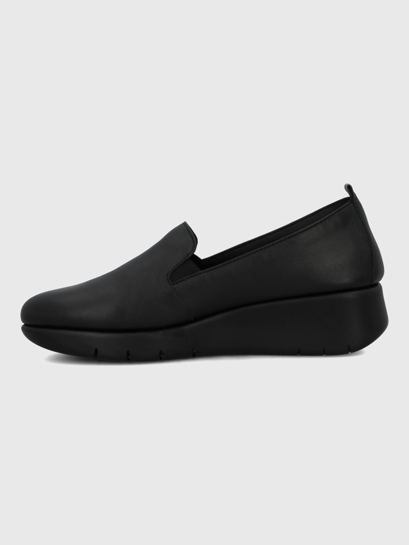 SLIP ON CUERO MUJER JUDITA NEGRO HUSH PUPPIES - 6