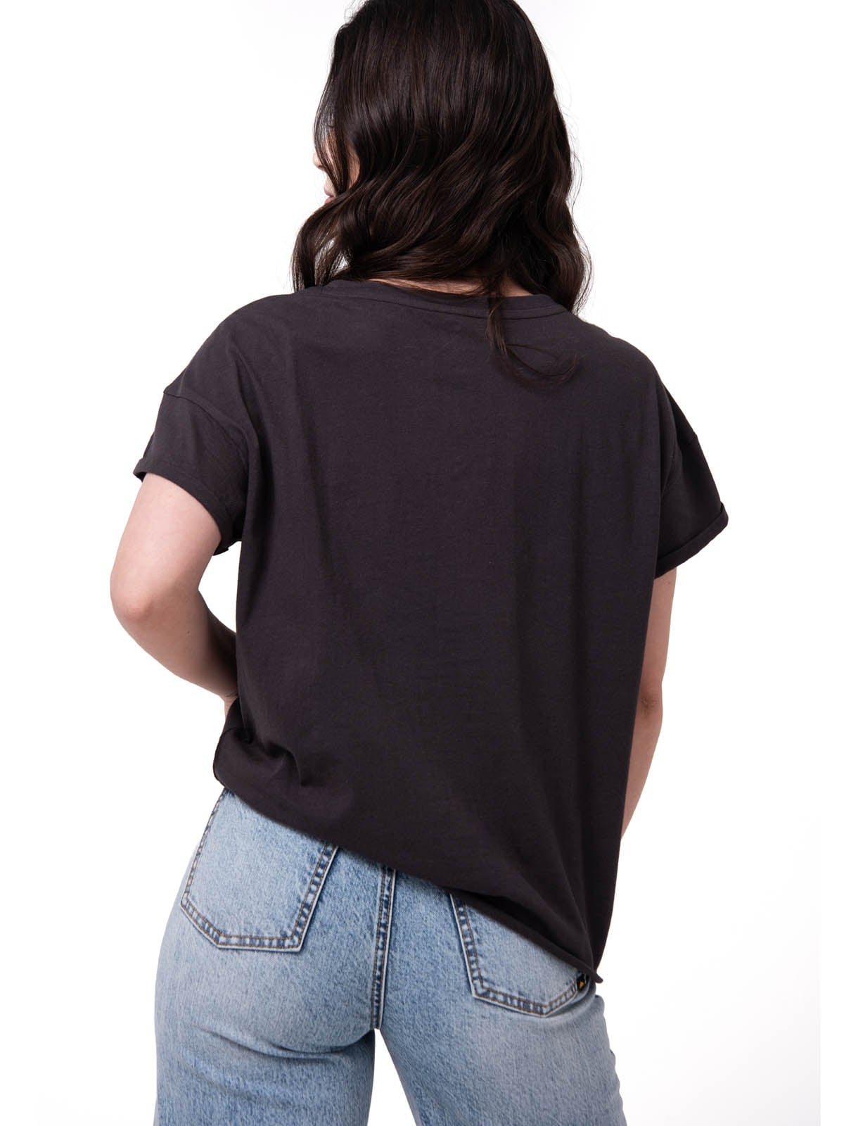 POLERA MANGA CORTA MUJER PEORIA RELAXED NEGRO CAT - 2
