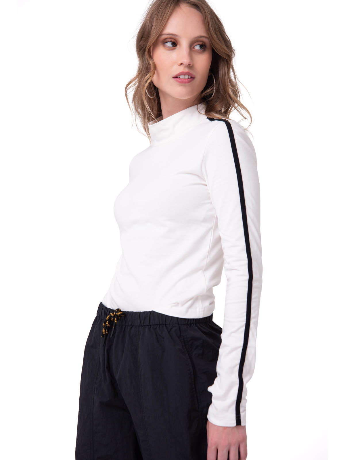 POLERA MANGA LARGA MUJER SPORTY MOCK NECK BLANCO CAT - 1