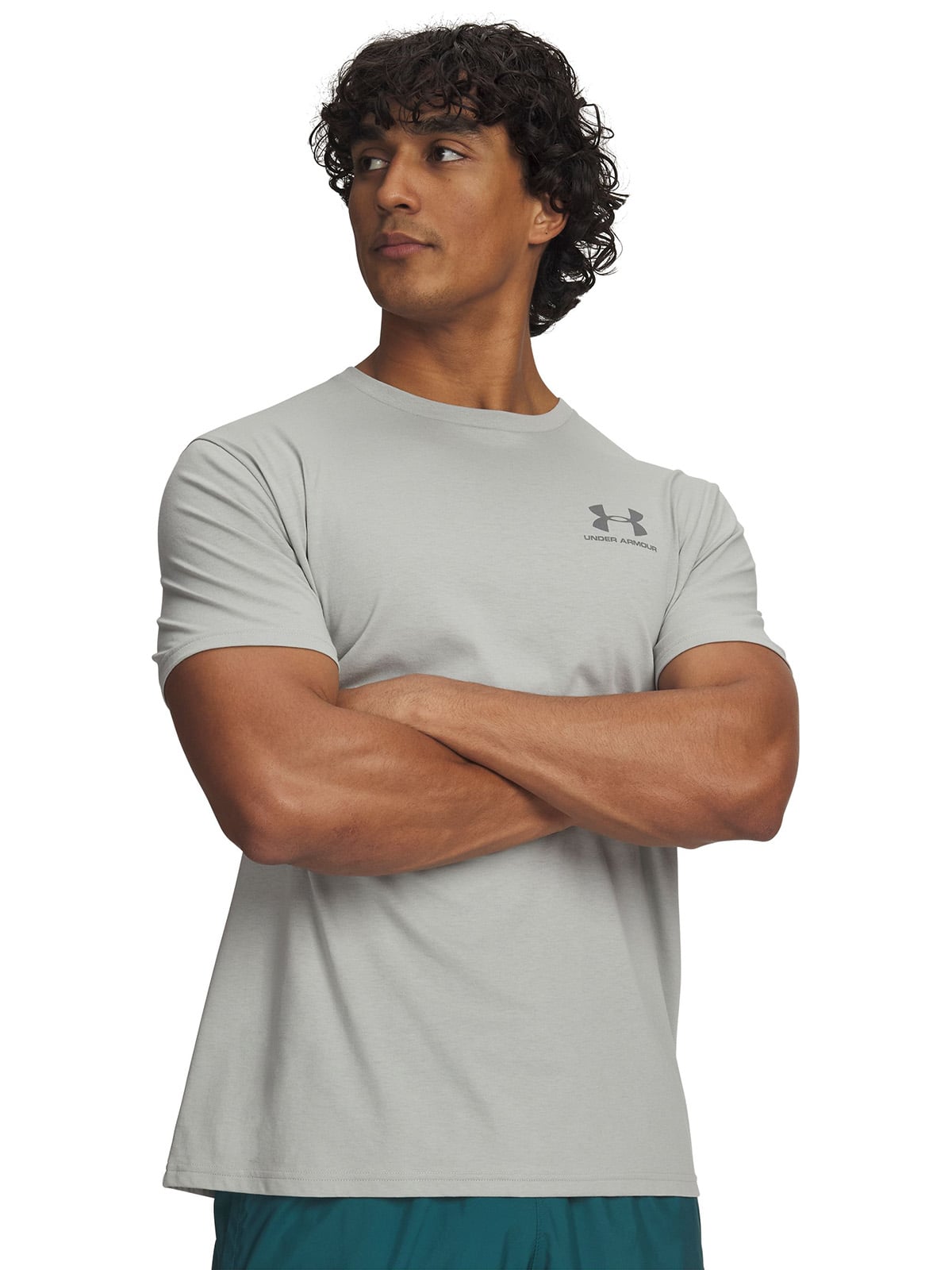 UNDER ARMOUR POLERA M/C HOMBRE LEFT CHEST LOGO GRIS UNDER ARMOUR