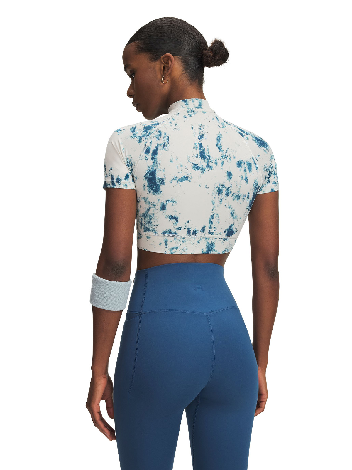 PRIMERA CAPA SUPERIOR MUJER HEATGEAR PRINT CROP MOCK SS BLANCO UNDER ARMOUR - 2