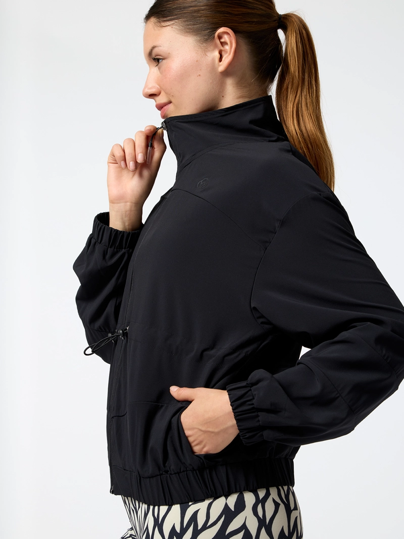 CORTAVIENTO REC NEGRO MUJER BSOUL - 4