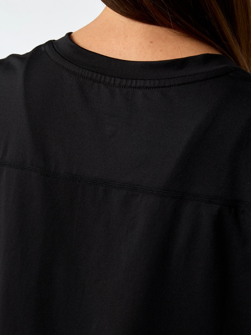 POLERA V NECK REC NEGRA MUJER BSOUL - 5