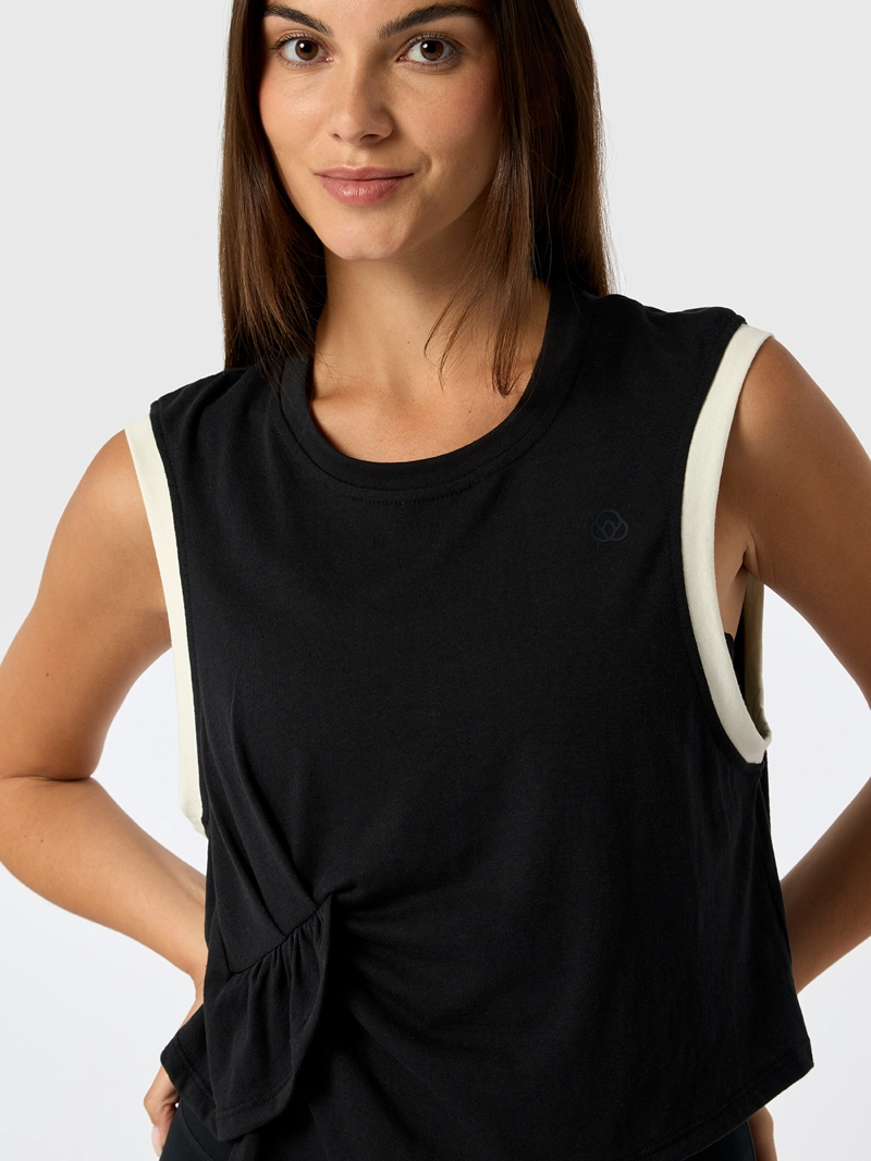 POLERA TANK LOLA ALOE NEGRO MUJER BSOUL - 1