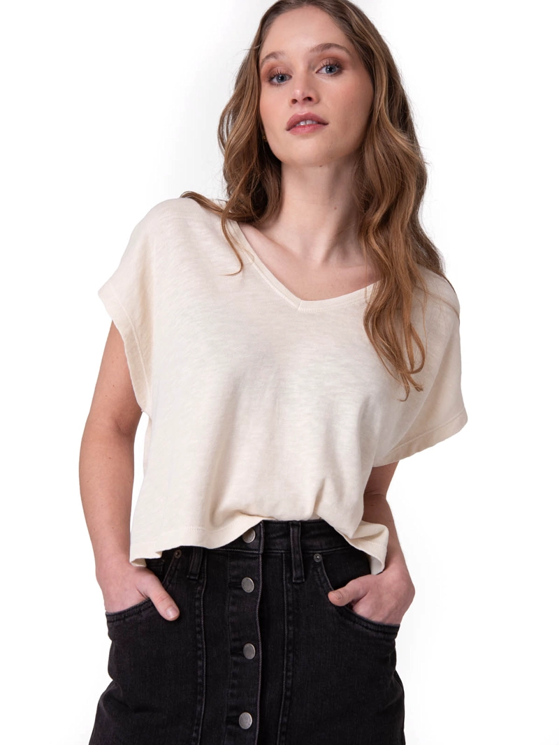 POLERA MANGA CORTA SLUB KNIT DEEP V-NEC MUJER CRUDO CAT - 1