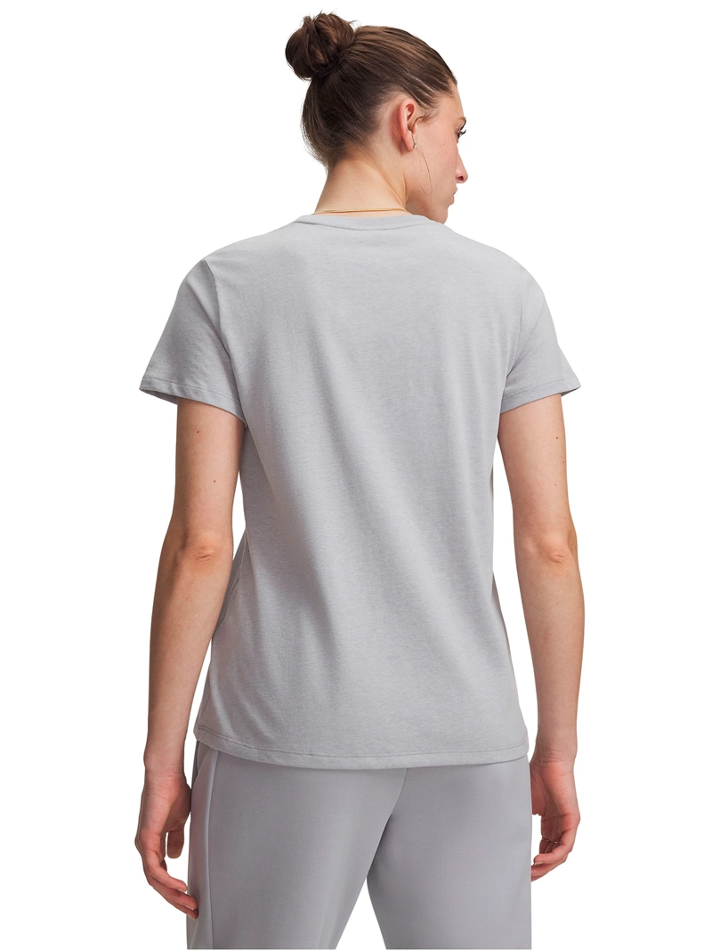 POLERA ICON FLEECE GRAPHIC GRIS MUJER UNDER ARMOUR - 2