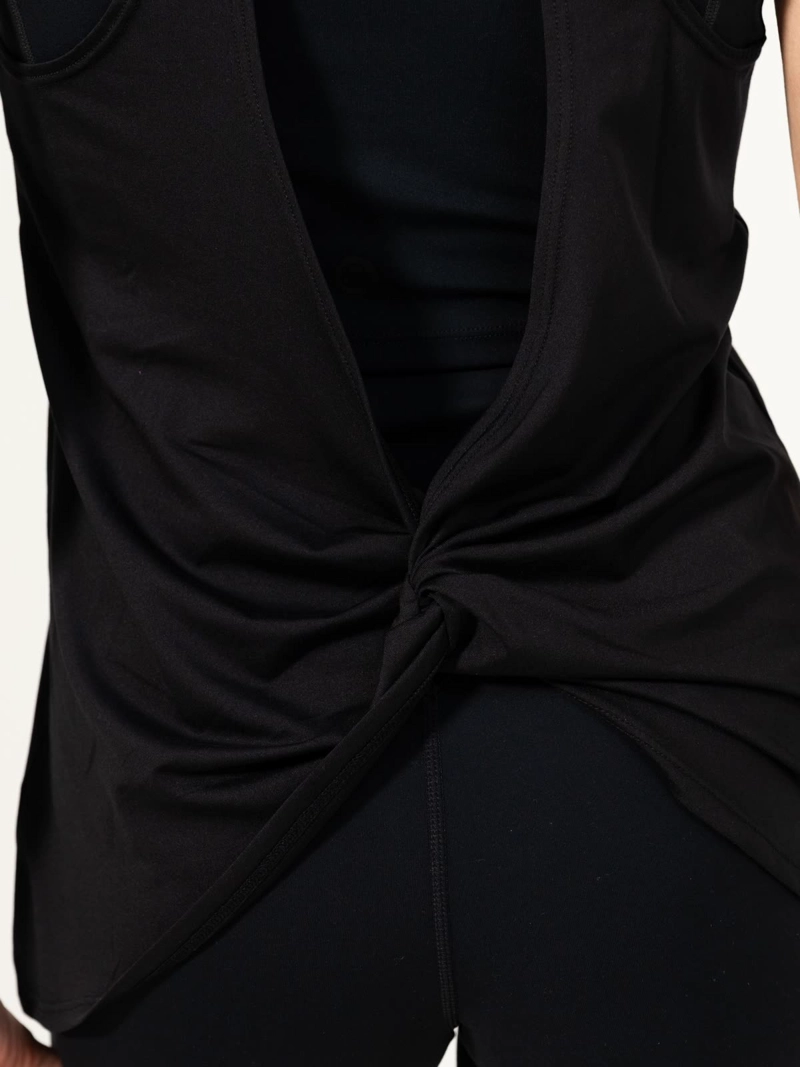 POLERA TANK CLOE REC NEGRO MUJER BSOUL - 4