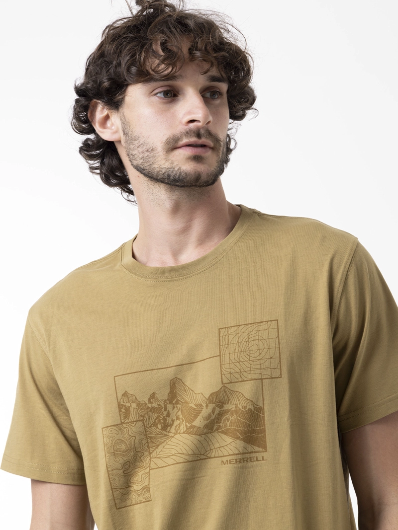 POLERA MANGA CORTA HOMBRE GRAPHIC MOSTAZA MERRELL - 4