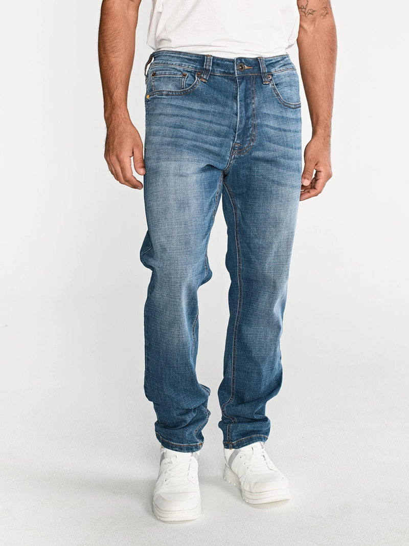 JEANS HOMBRE COOLMAX DENIM SLIM AZUL CLARO CAT - 5