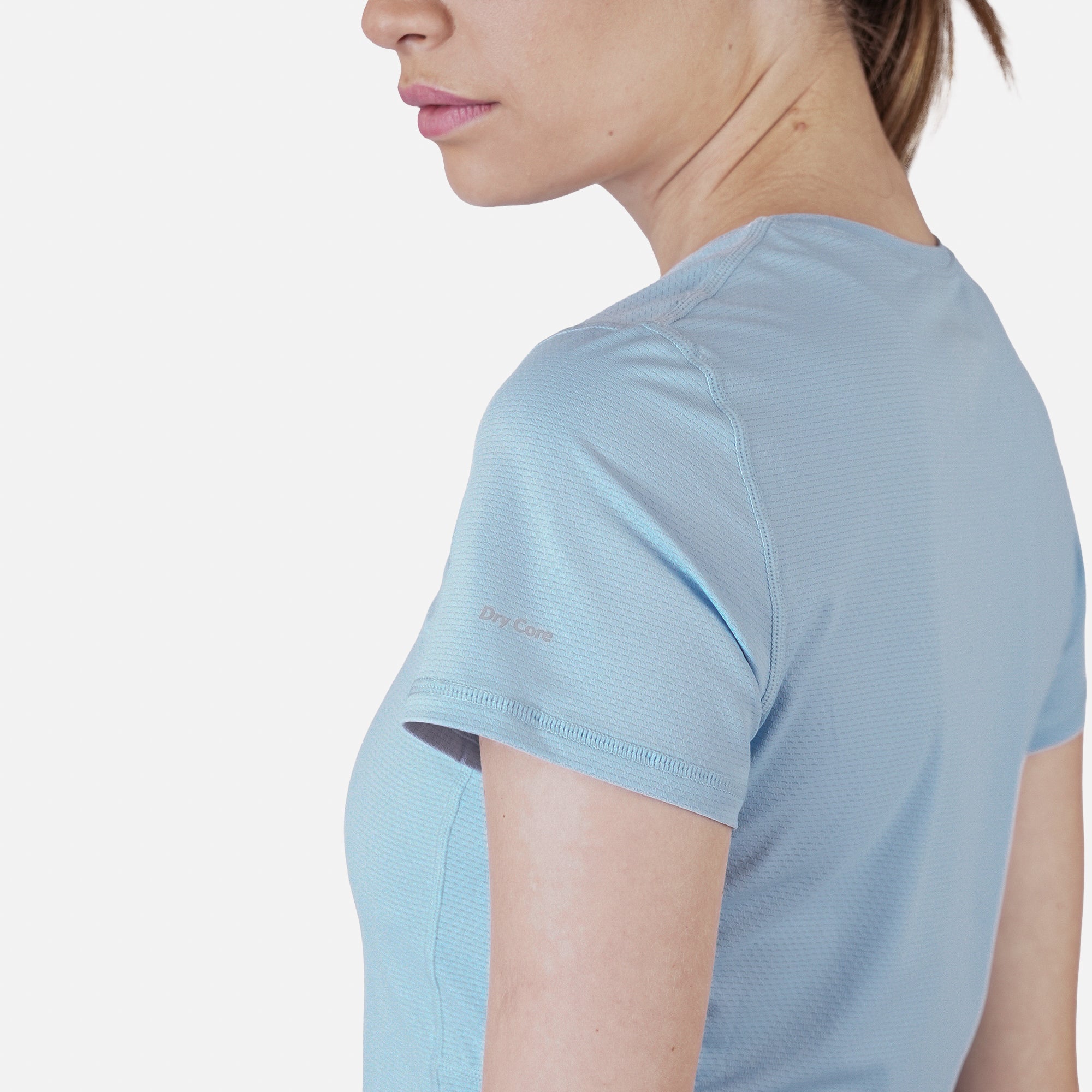 POLERA DEPORTIVA DRY CORE MUJER DINAMICA CELESTE ATAKAMA OUTDOOR - 3