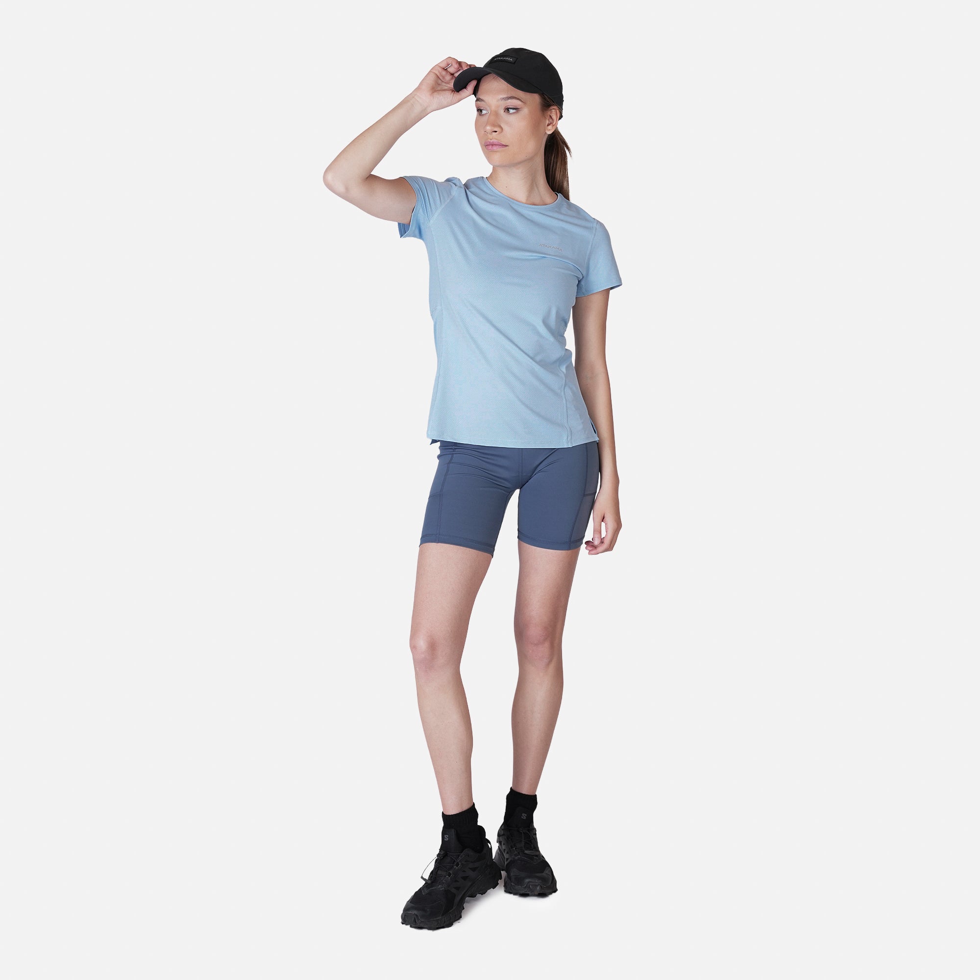 POLERA DEPORTIVA DRY CORE MUJER DINAMICA CELESTE ATAKAMA OUTDOOR - 4