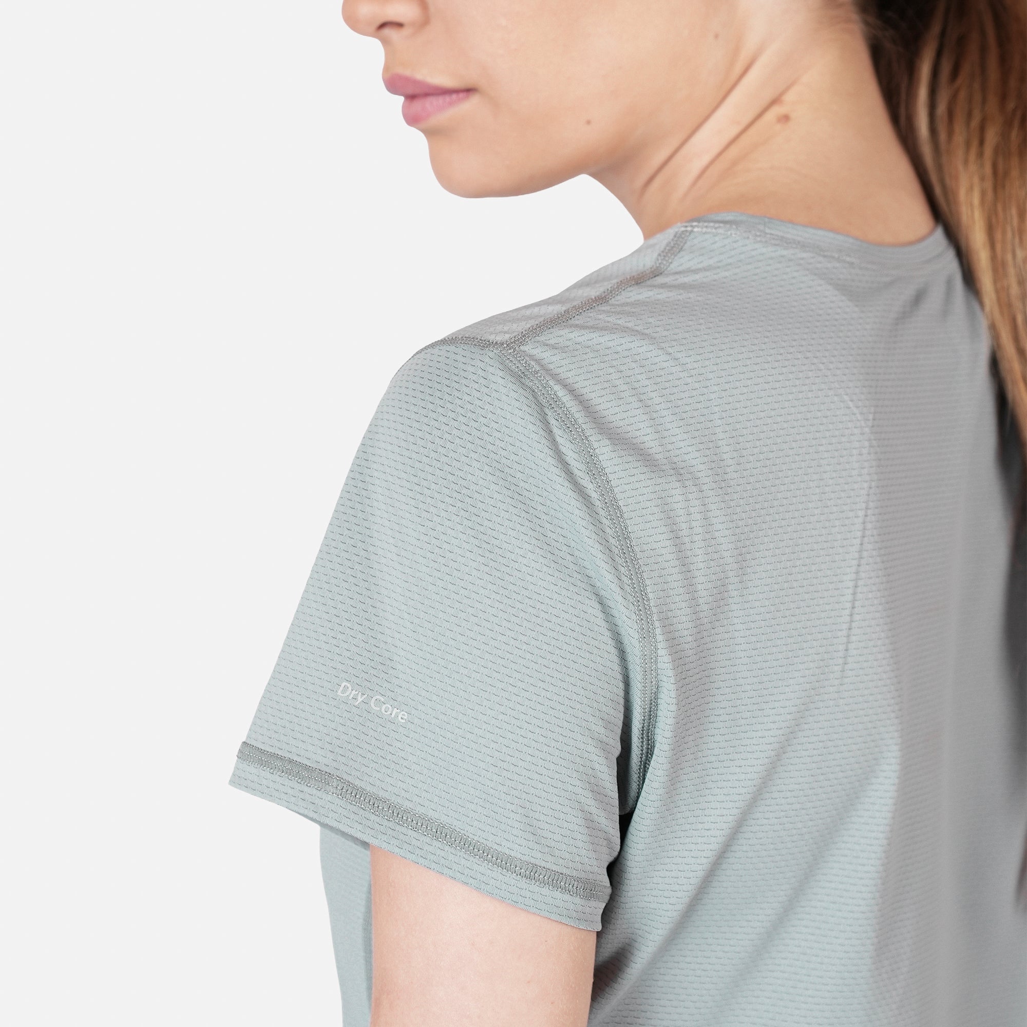 POLERA DEPORTIVA DRY CORE MUJER DINAMICA GRIS ATAKAMA OUTDOOR - 3