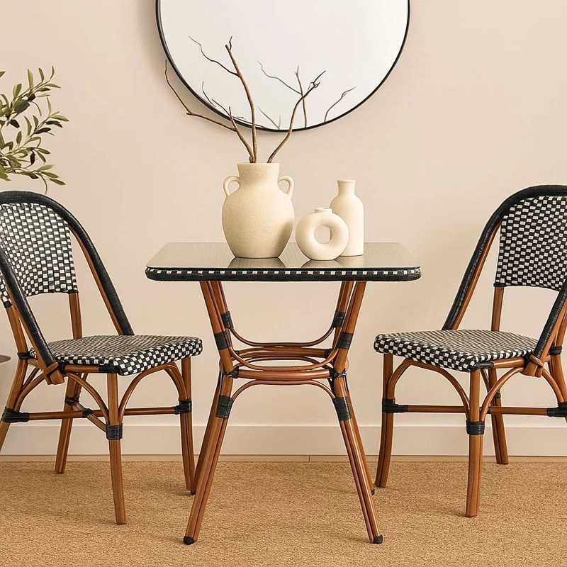 MESA BISTRO PARISINA DE VIDRIO CON METAL Y RATTAN SINTE TICO - 5
