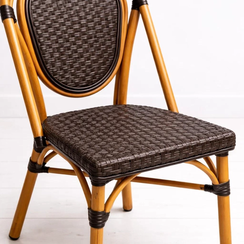 SILLA DE EXTERIOR ESTILO FRANCE S CON MARCO DORADO Y RATAN OSCURO - 6