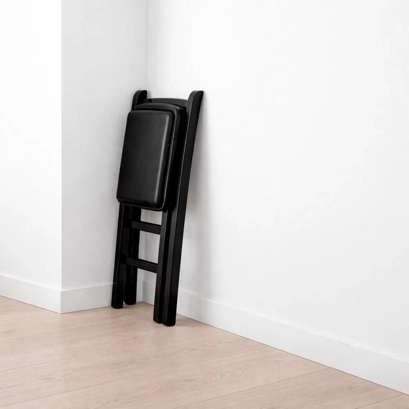 SILLA INDUSTRIAL PLEGABLE CON MARCO NEGRO Y TAPIZADO SINTE TICO - 3