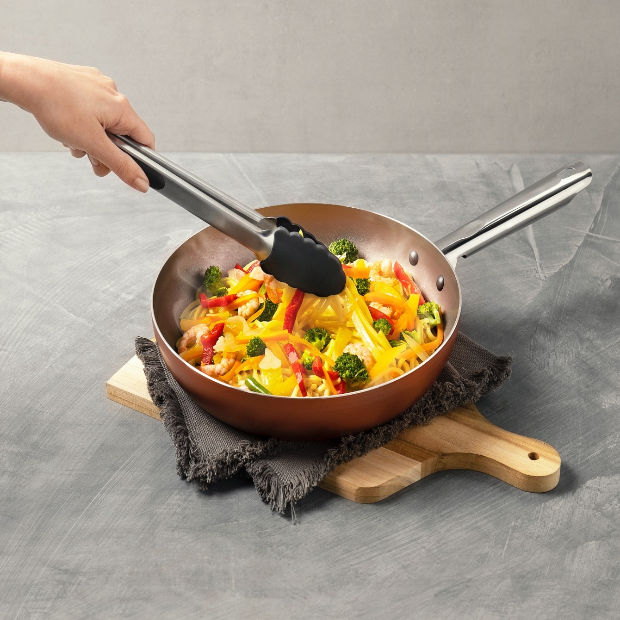 SARTEN Ø28CM COLOR COBRE 7070/365 LINEA CURRY - EN ALUMINIO - 1