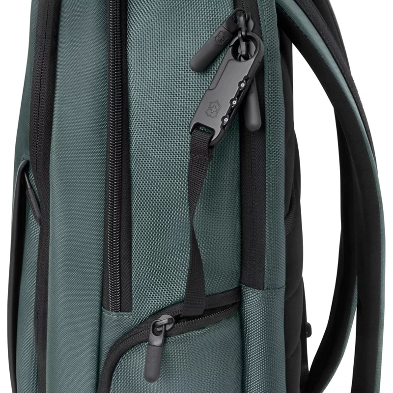 MOCHILA ALTMONT PROFESSIONAL DELUXE TRAVEL LAPTOP COLOR VERDE VICTORINOX - 9