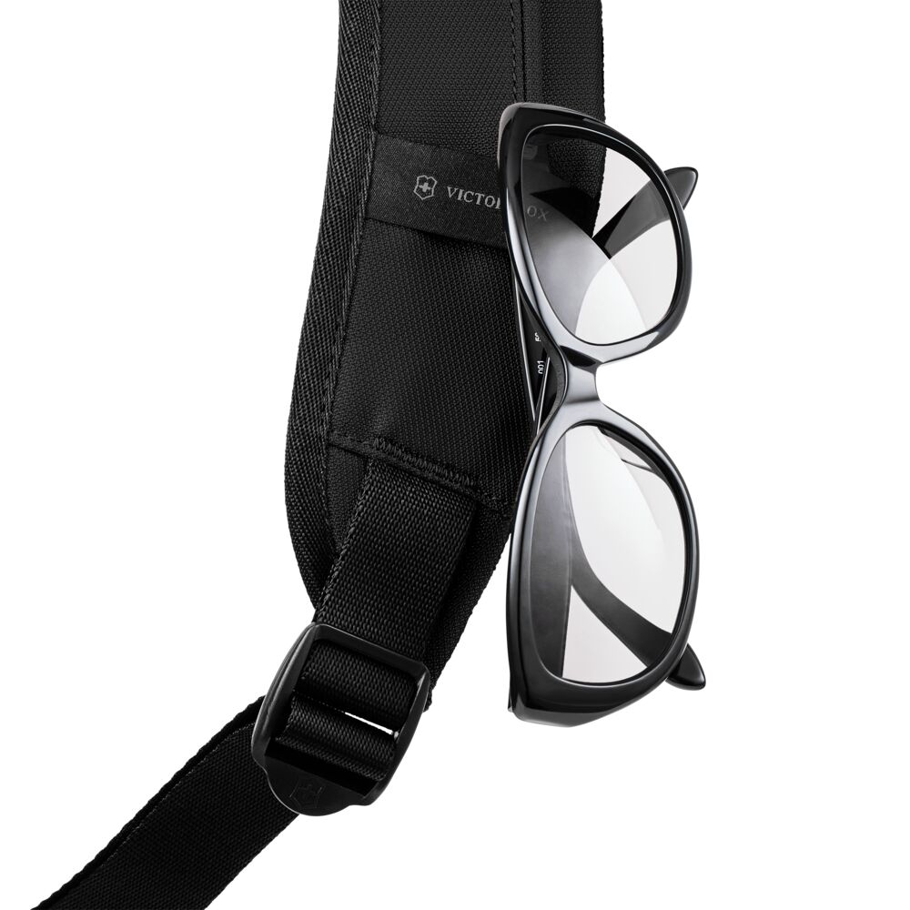 MOCHILA ALTMONT MODERN CITY DAYPACK NEGRO VICTORINOX - 9