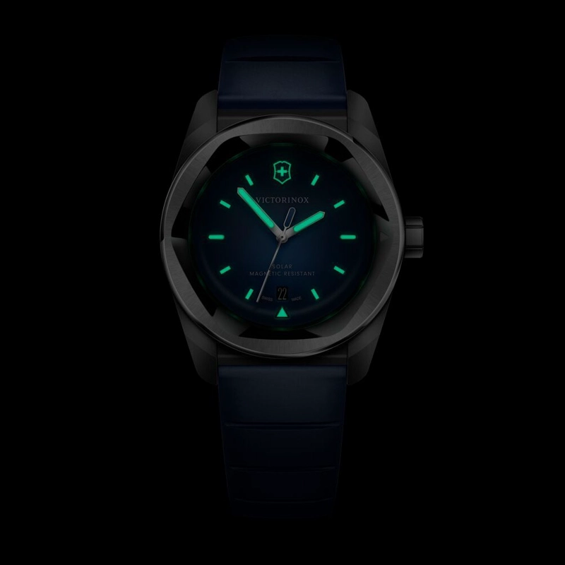 RELOJ CONCEPT ONE SOLAR AZUL CORREA DE CAUCHO VICTORINOX - 6