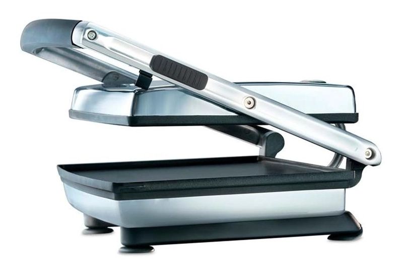 PLANCHA SANDWICHERA OSTER 3884 - 4