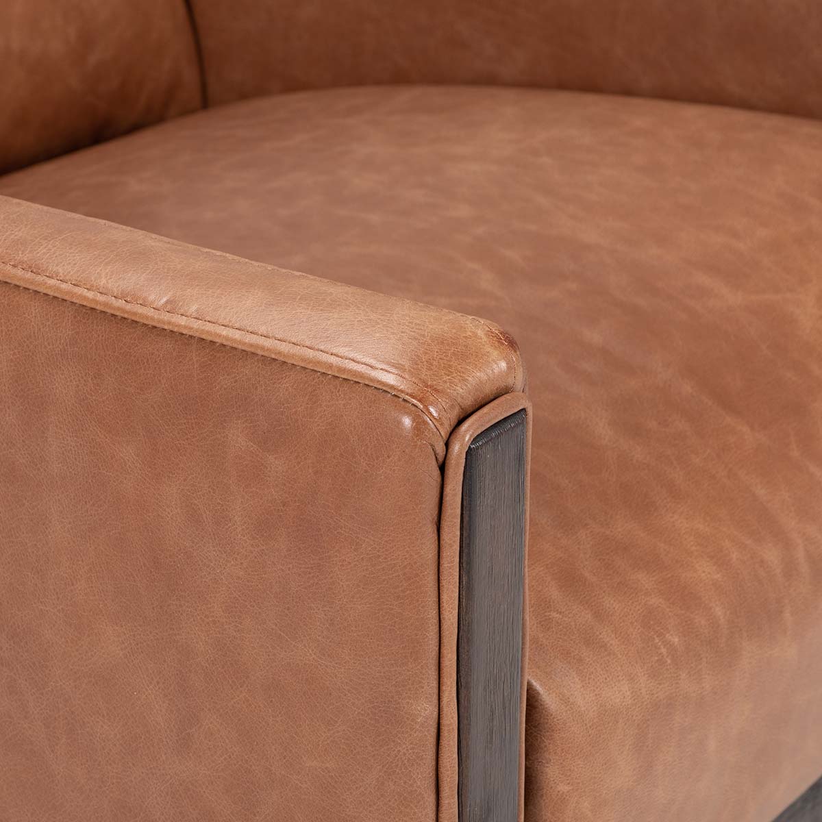 POLTRONA ROSEN TIMBER CUERO CAMEL - 7