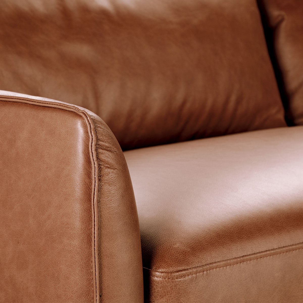 SOFA SECCIONAL ROSEN WESTWOOD DERECHO CUERO CAMEL - 5