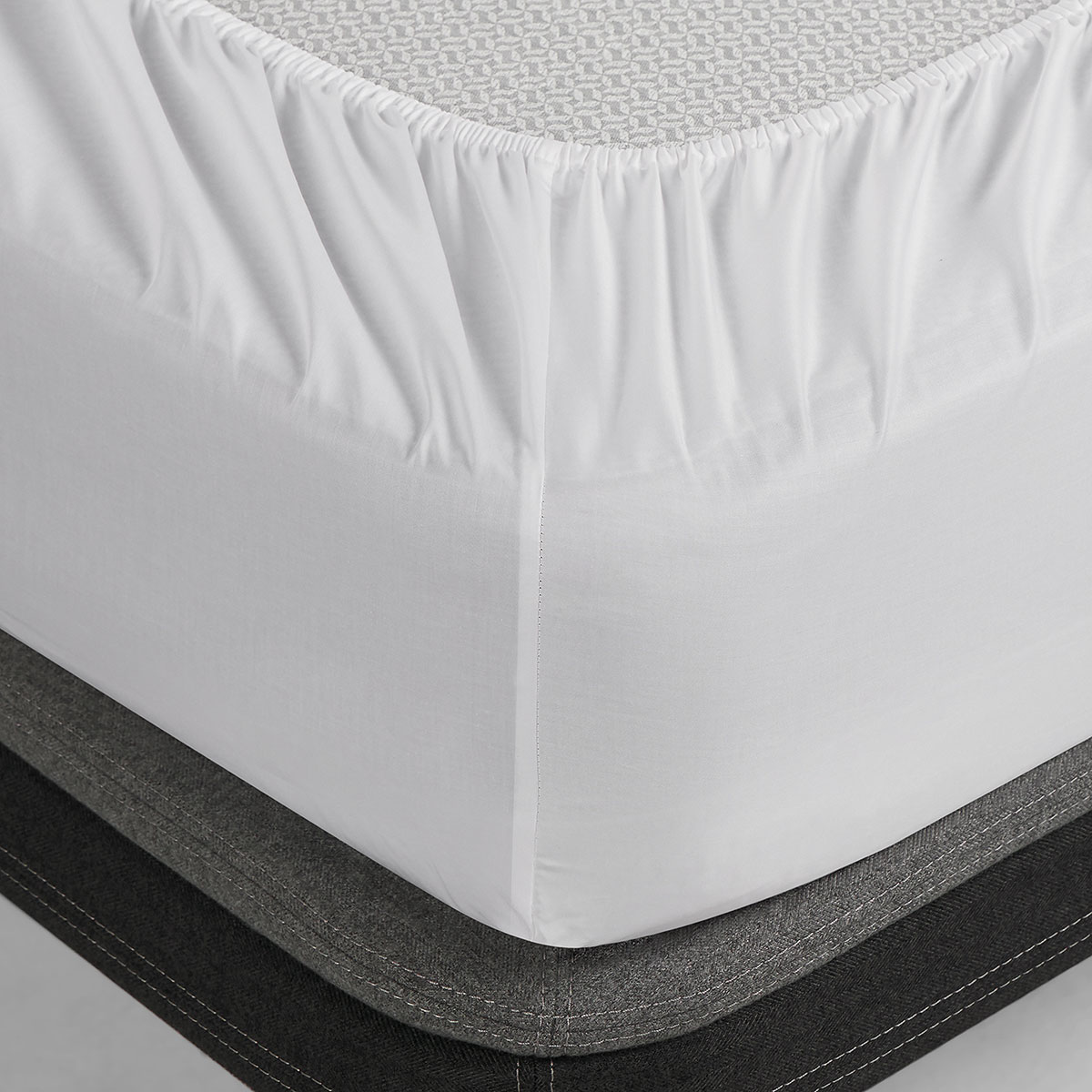 SABANA BODY SHAPE 300 HILOS ALGODON LISA BLANCA SUPER KING - 5
