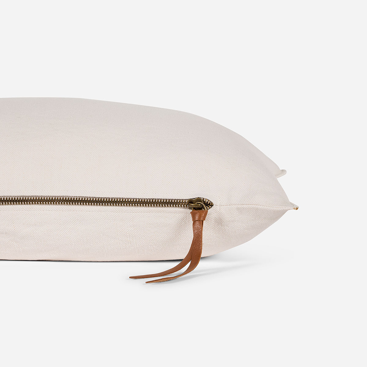 FUNDA DE COJIN AMBIENTE LINO-ALGODON 60 X 40 CM CRUDO - 3
