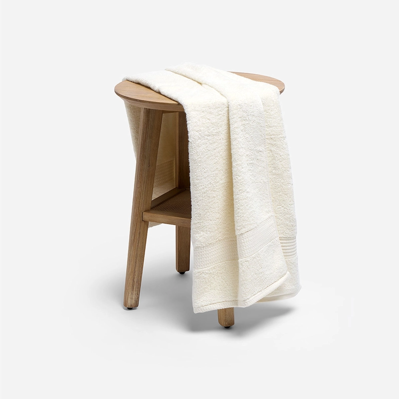 TOALLA DE BAÑO LISA BASIC 500 GRAMOS CREMA - 1