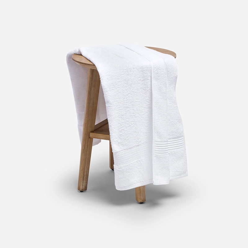TOALLA DE BAÑO LISA BASIC 500 GRAMOS BLANCO - 1