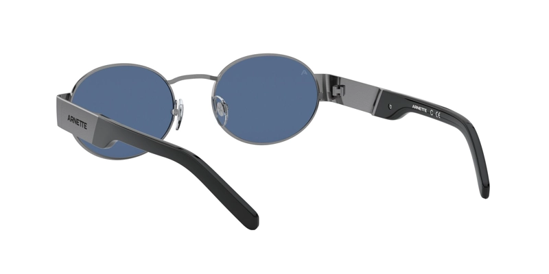 ARNETTE LARS - 4