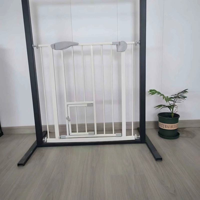 REJA SEGURIDAD BEBESIT BEBÉ PUERTA MASCOTA DOBLE SEGURO 75-82 CM BLANCO - 9
