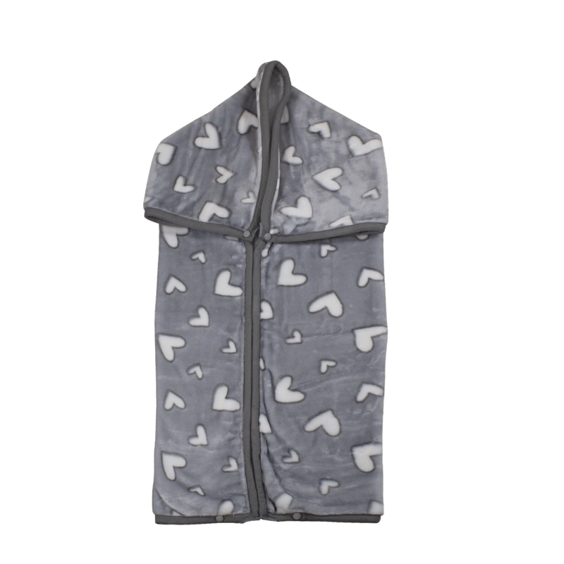 SACO CON BROCHE ULTRA SOFT CORAZONES 80X110CM GRIS BEBESIT - 3