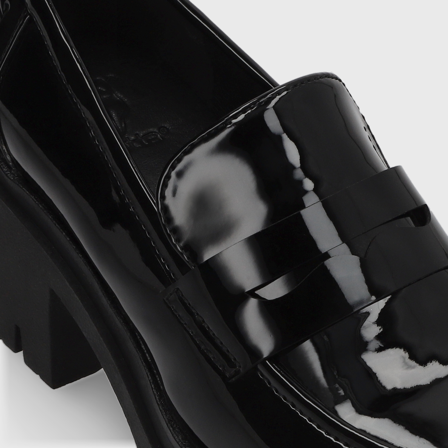 ZAPATO CHAROL NEGRO MUJER 46202 - 7