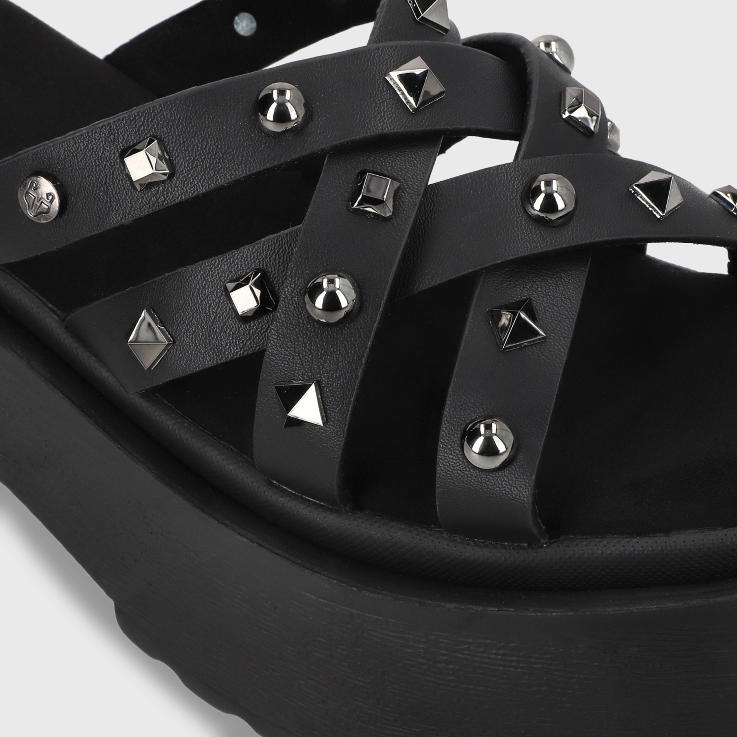 SANDALIA PLATAFORMA NEGRA MUJER 45984 - 7
