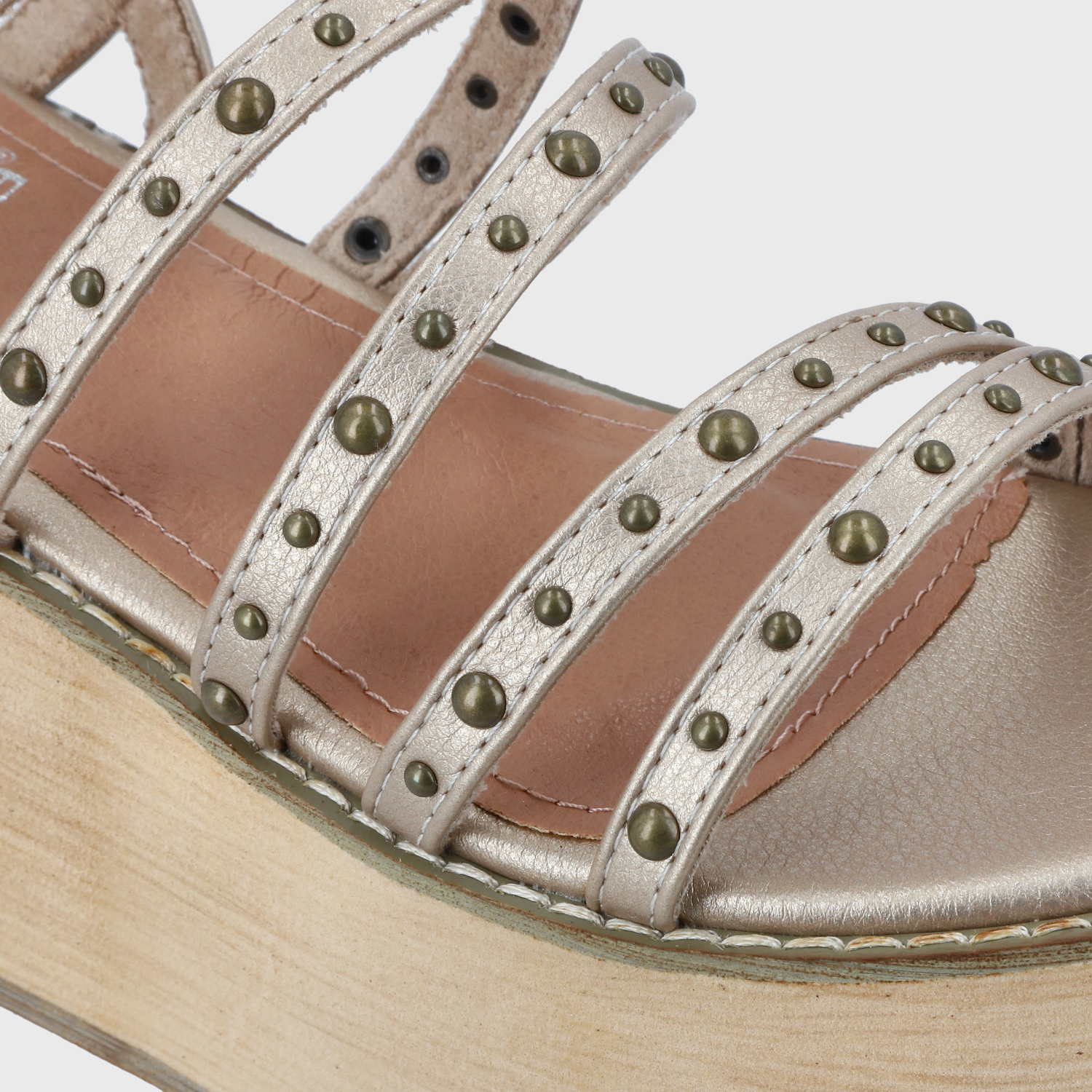 SANDALIA PLATAFORMA DORADA MUJER GOTTA 15629 - 6