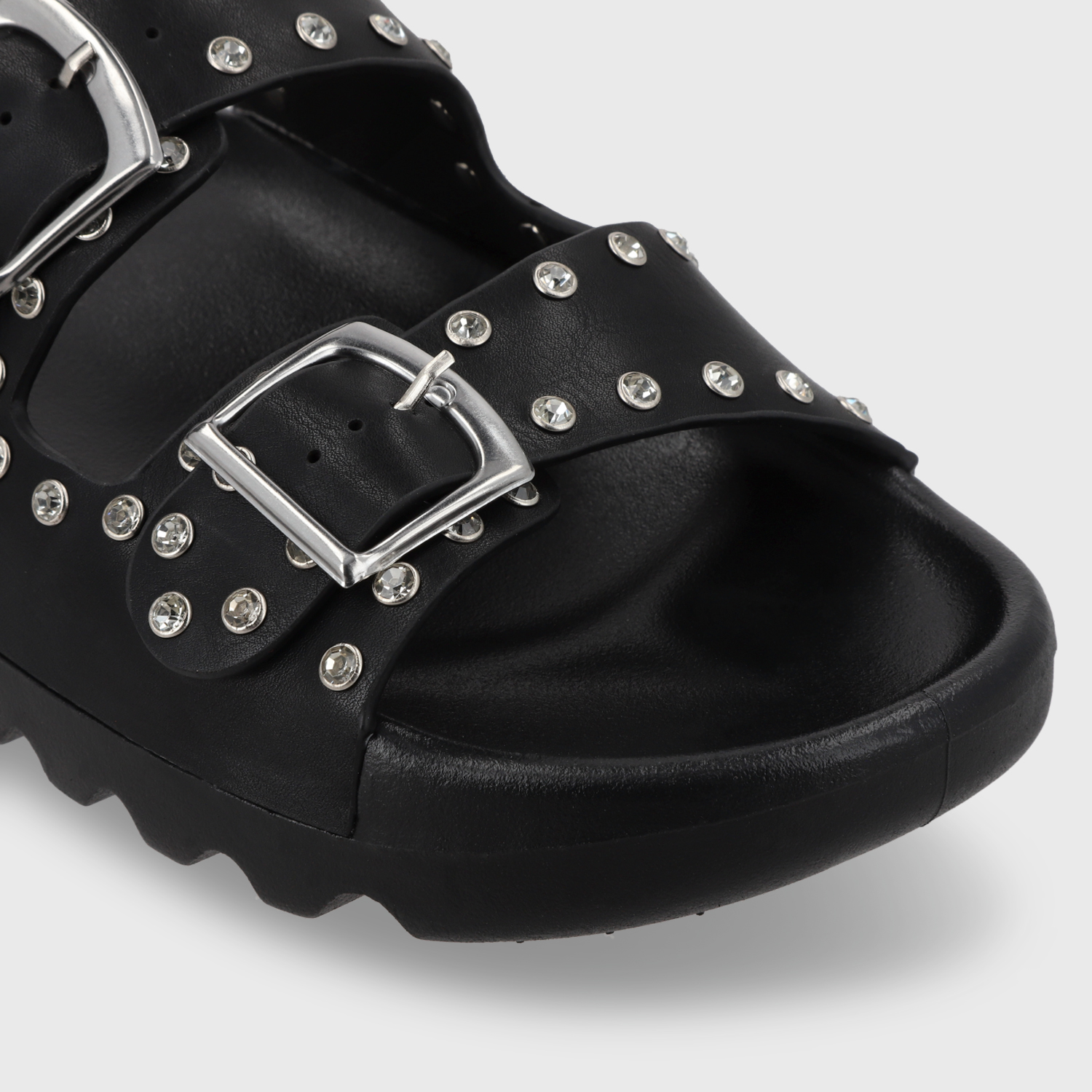 SANDALIA PLANA NEGRA MUJER 52060 - 7