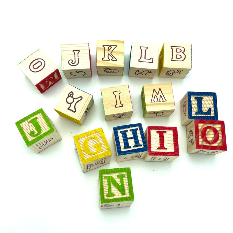 CUBO 15 PIEZAS MADERA LETRAS NÚMEROS - 3