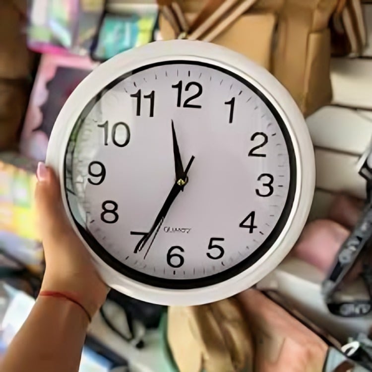 RELOJ DE PARED 26 CM DE DIÁMETRO - 3