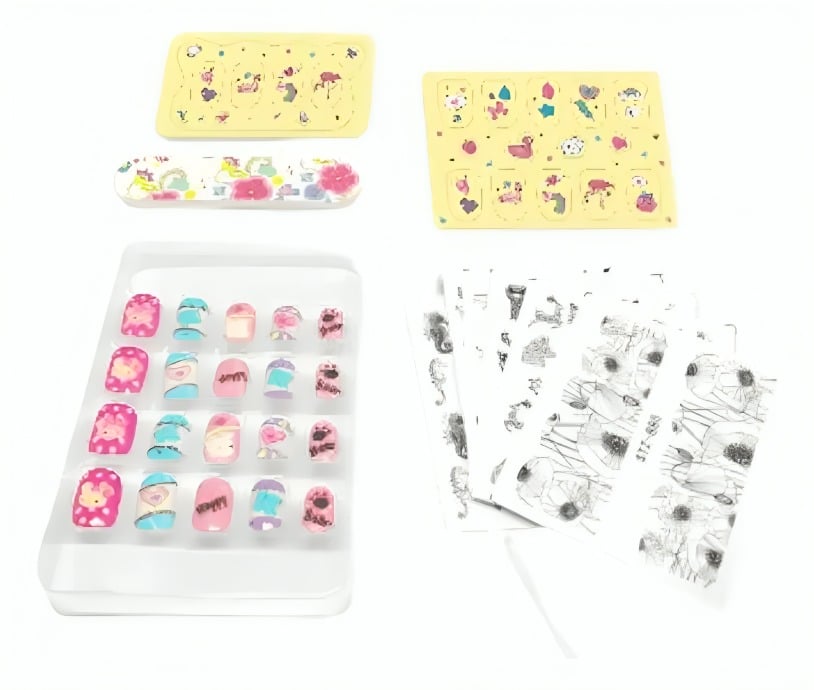 MANICURE DELUXE NAILS KIT MEDIANO - 1