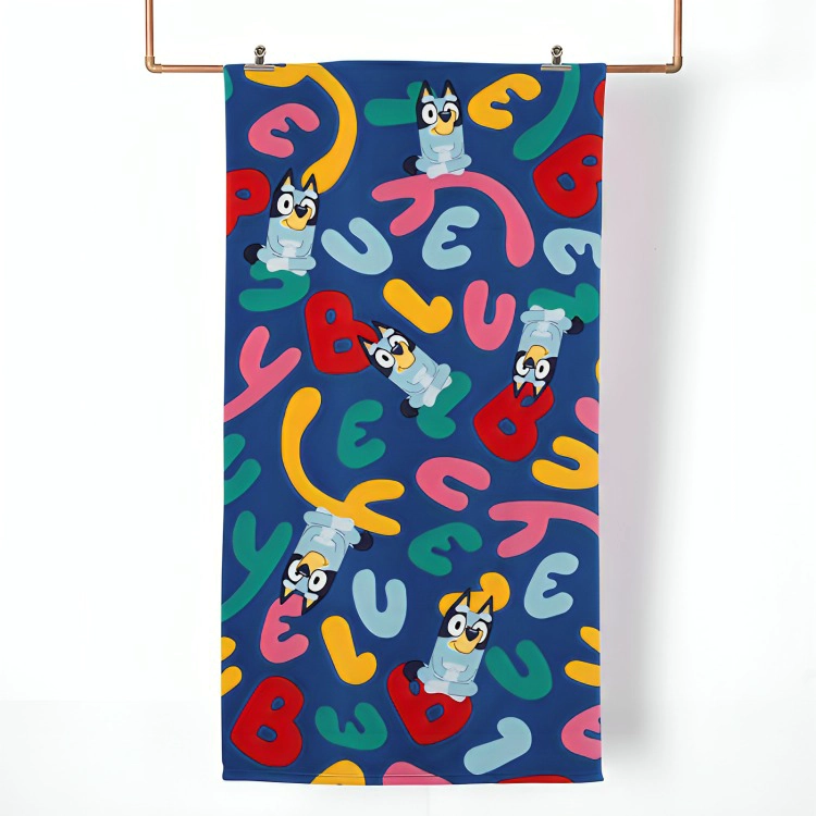 SET TOALLA 70×140 CM. + LENTES DE AGUA /BLUEY LETRAS – MASHINI - 1