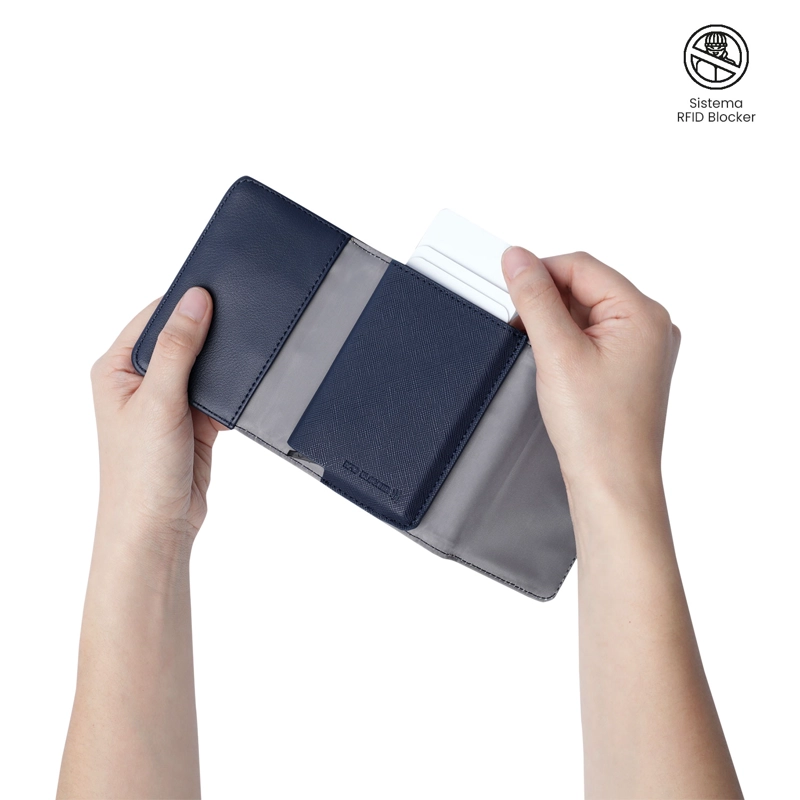 BILLETERA TOTTO RFID BLOCKER SAFFIANO SOB AZUL - 3