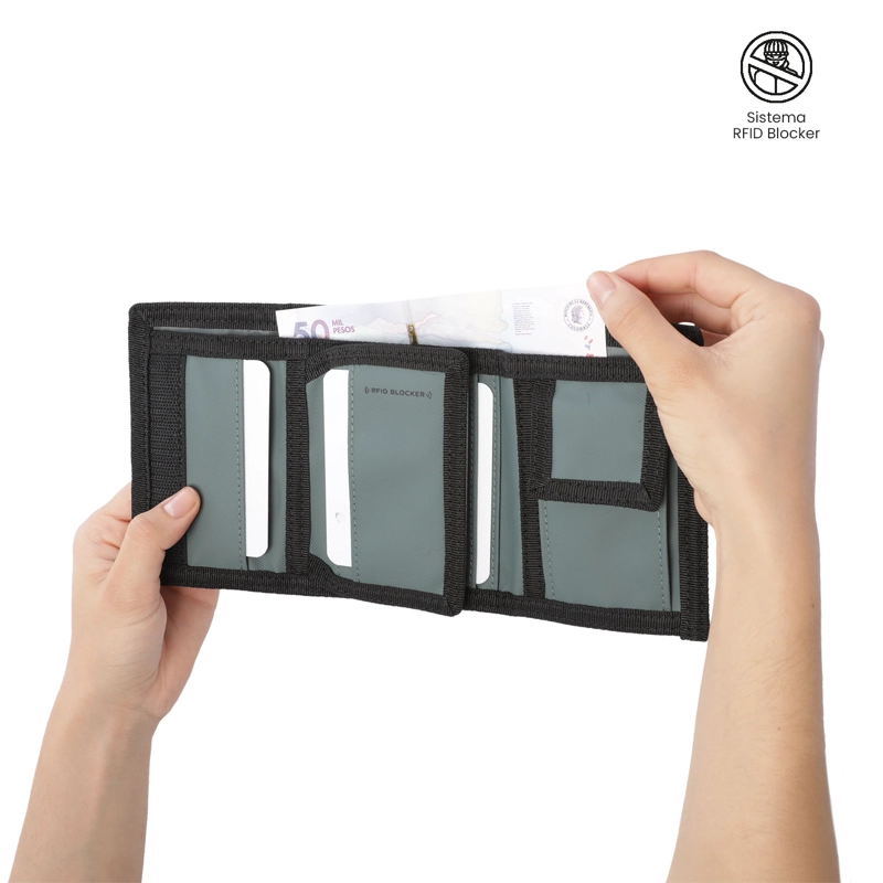 BILLETERA HOMBRE CONTRAST PEQUEÑA CON RFID BLOCKER NEGRA - 2