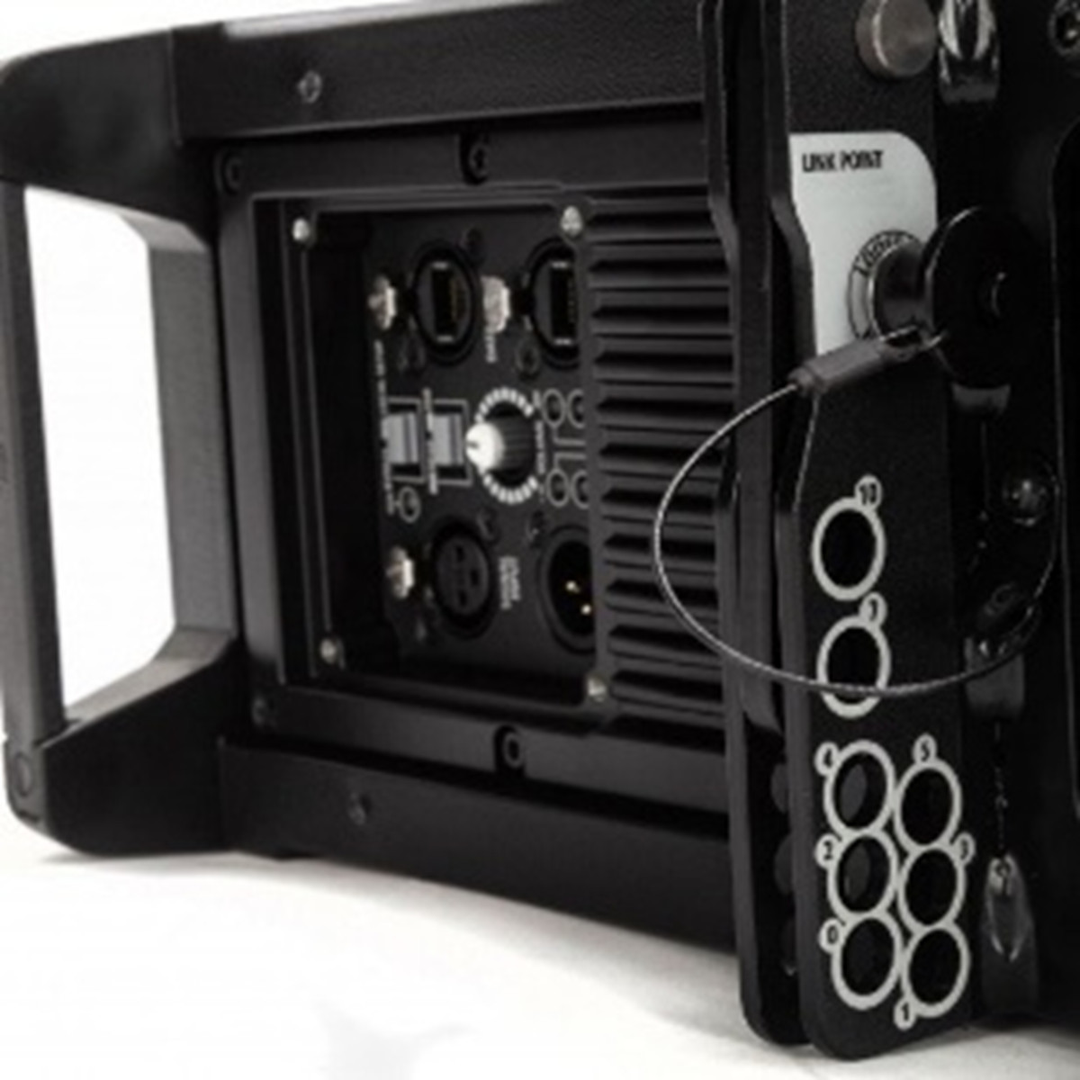 PARLANTE MODULO LINE ARRAY ACTIVO 2 VIAS RCF HDL 26-A - 5