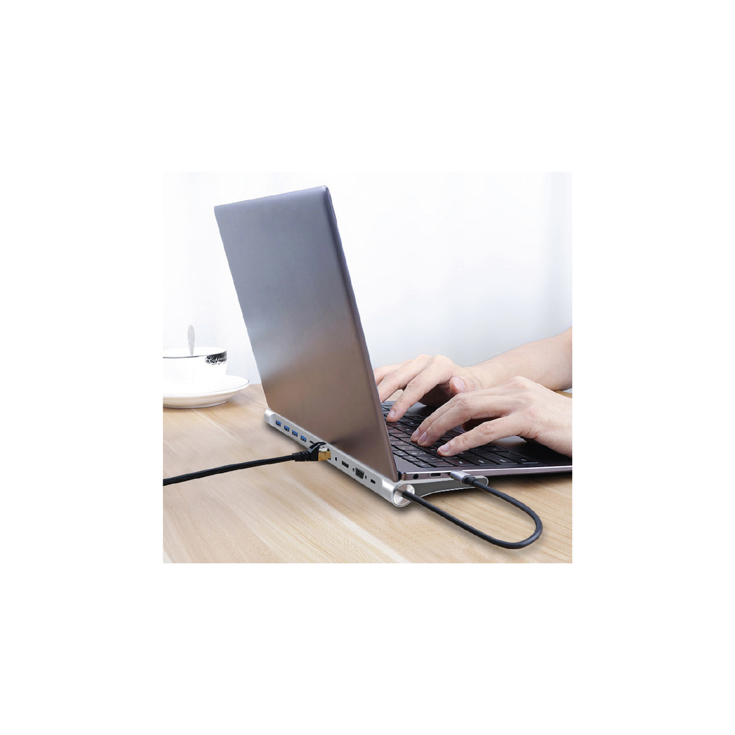 HUB TIPO C - 11 EN 1 - HDMI /VGA /3.5MM/ USB /USB 3.0 /TF /SD /USB-C /PD /RJ45 - 3