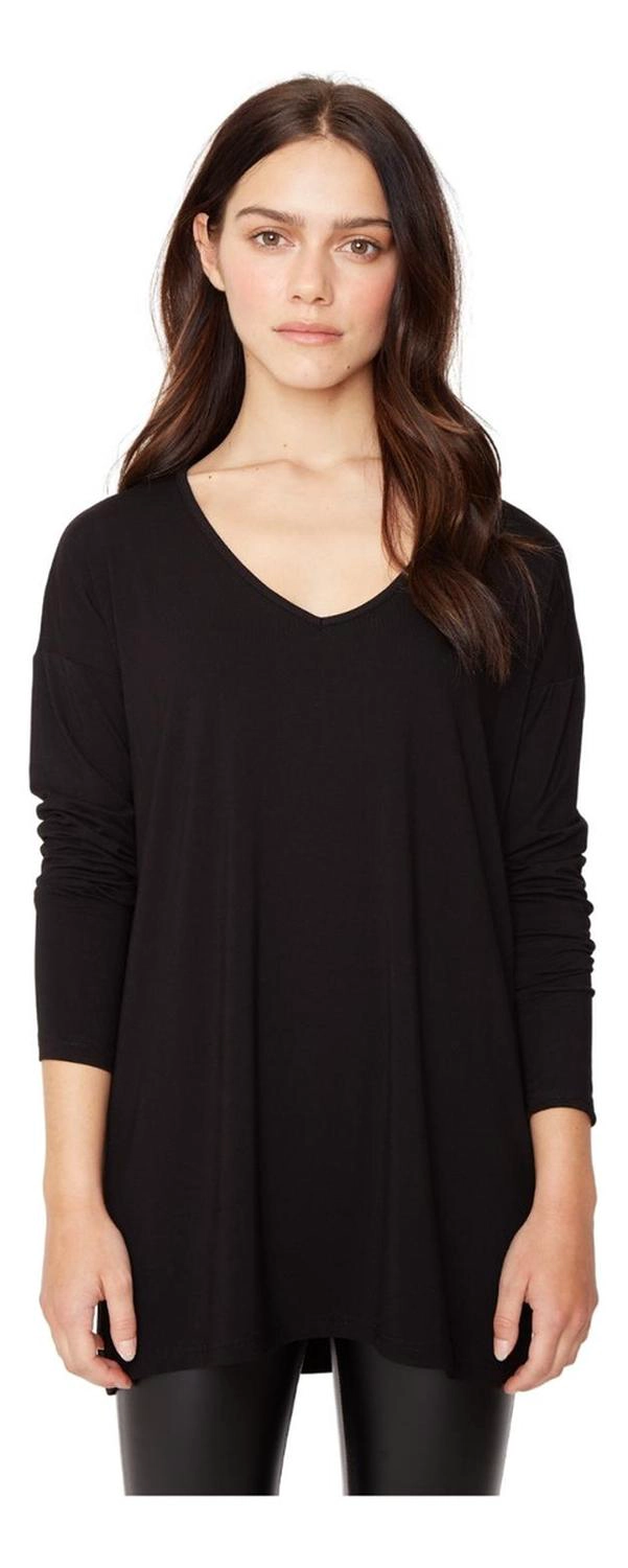 POLERA ALANA EN V EN COLOR NEGRO JACINTA TIENDA - 1