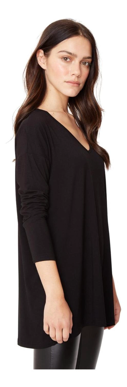 POLERA ALANA EN V EN COLOR NEGRO JACINTA TIENDA - 2