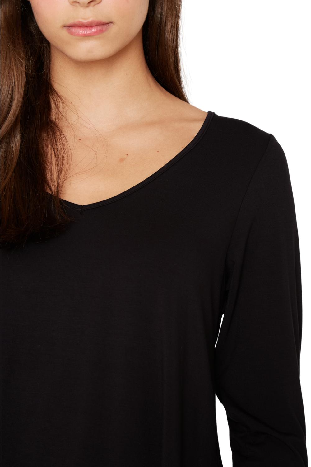 POLERA FRIDA III EN COLOR NEGRO JACINTA TIENDA - 6
