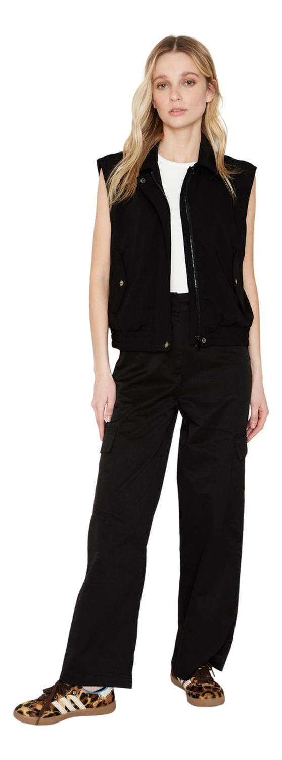 CHAQUETA BOMBER SIN MANGAS EN COLOR NEGRO JACINTA TIENDA - 4