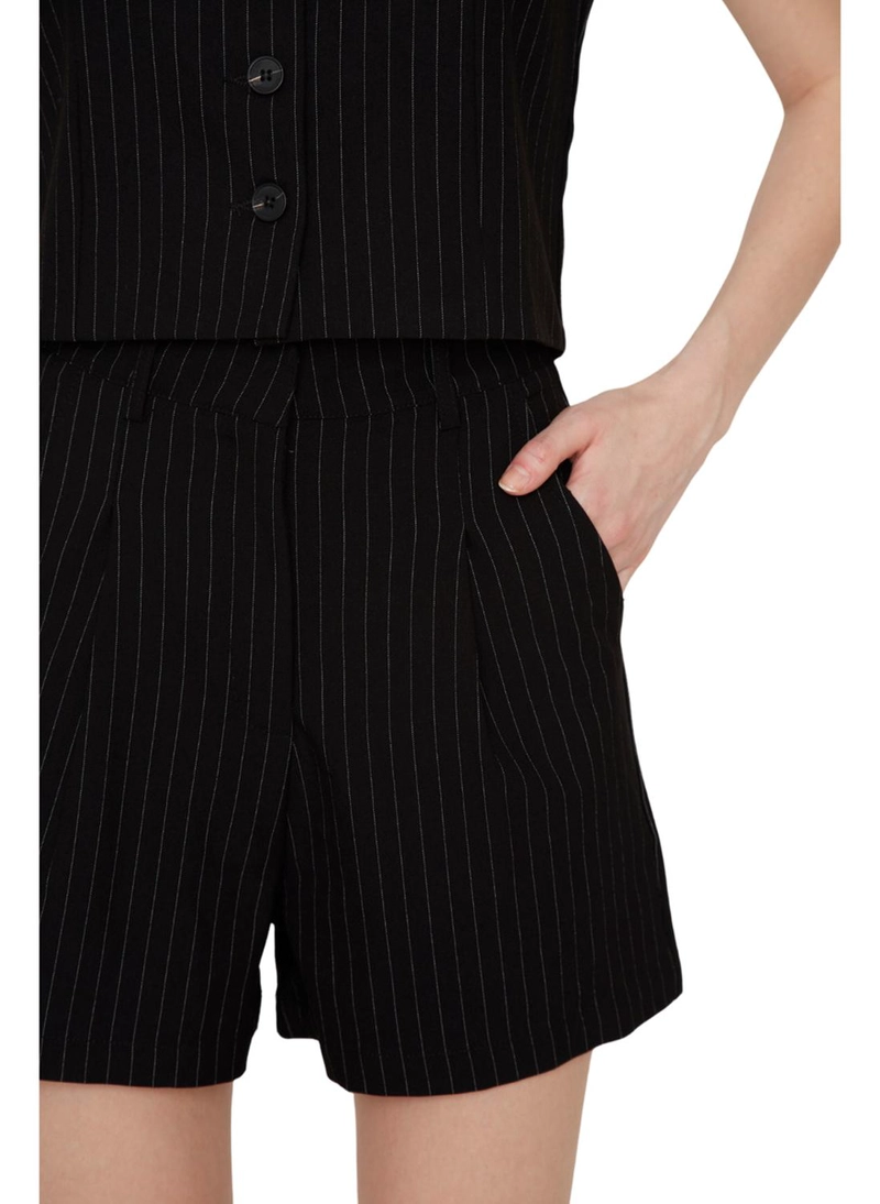 SHORT OWEN RAYAS NEGRO JACINTA TIENDA - 6
